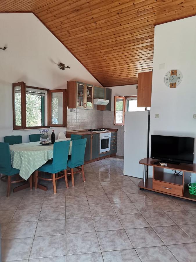 Holiday Home Vineyard House Bol Exteriér fotografie