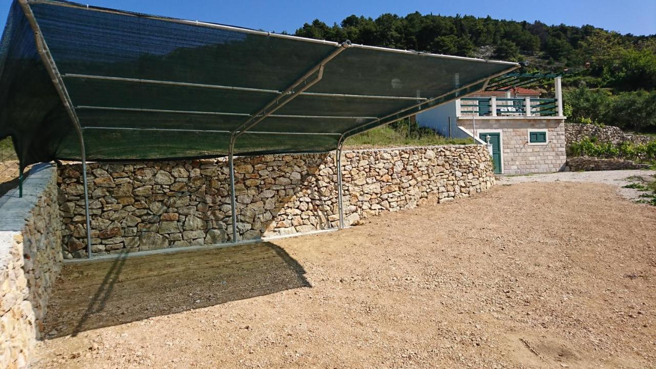 Holiday Home Vineyard House Bol Exteriér fotografie