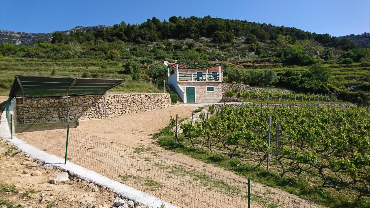 Holiday Home Vineyard House Bol Exteriér fotografie
